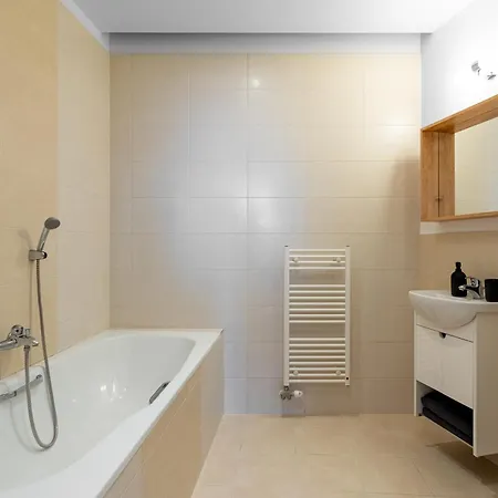 Gate Downtown Escape *