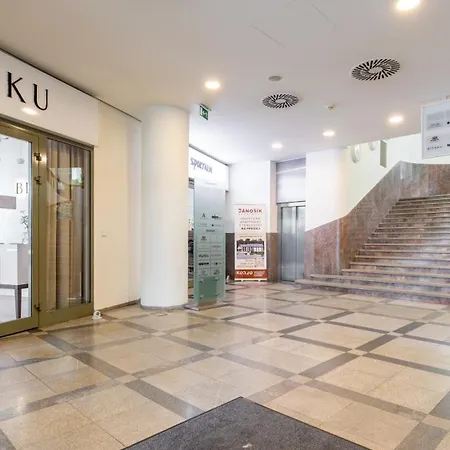 Gate Downtown Escape Apartment Bratislava