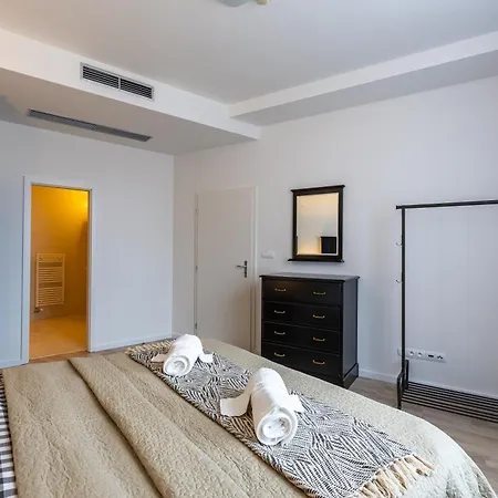 דירה Gate Downtown Escape ברטיסלאבה
